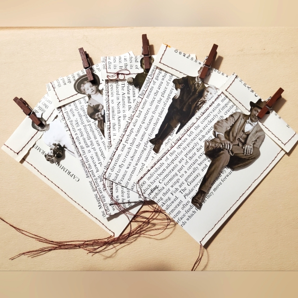 😀 HAND CRAFTED Set of 5 vintage paper pockets with ephemera